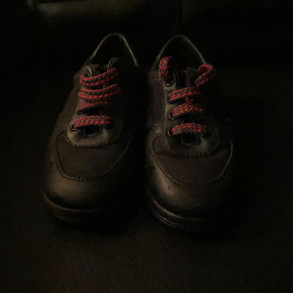 Only worn once size 24 Authentic Sean Carter Gucci shoes for toddlers boys
